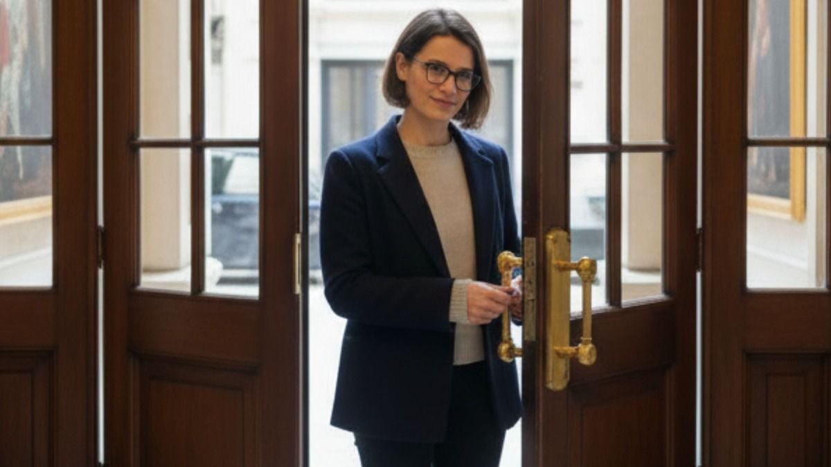 'AITA for refusing to give my sister a key to my apartment after what happened with my ex?'