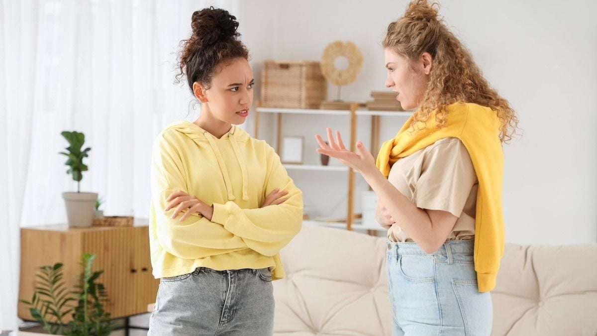 AITA for refusing to give my sister more money for her lavish lifestyle despite family pressure?' | Someecards AITA